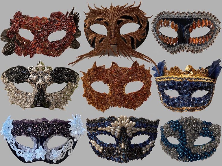 Mask & object by İren Aseo, image 2